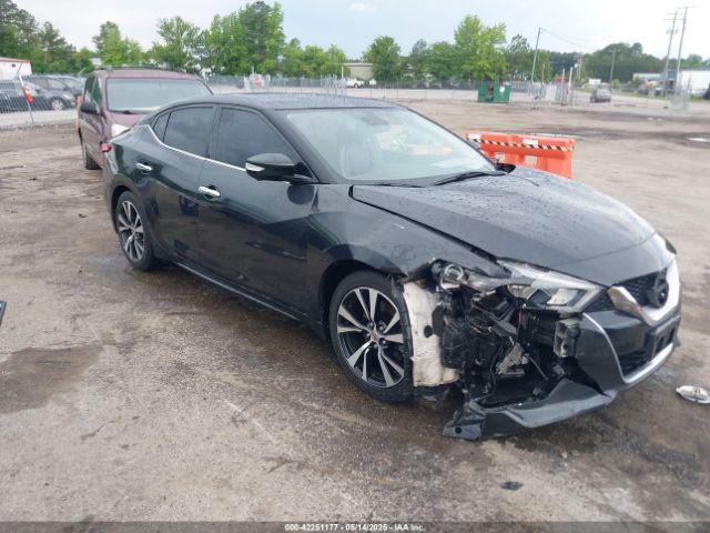  Salvage Nissan Maxima