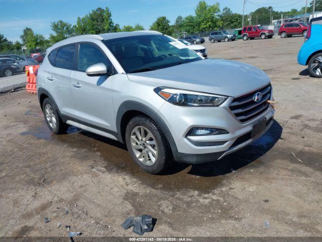  Salvage Hyundai TUCSON