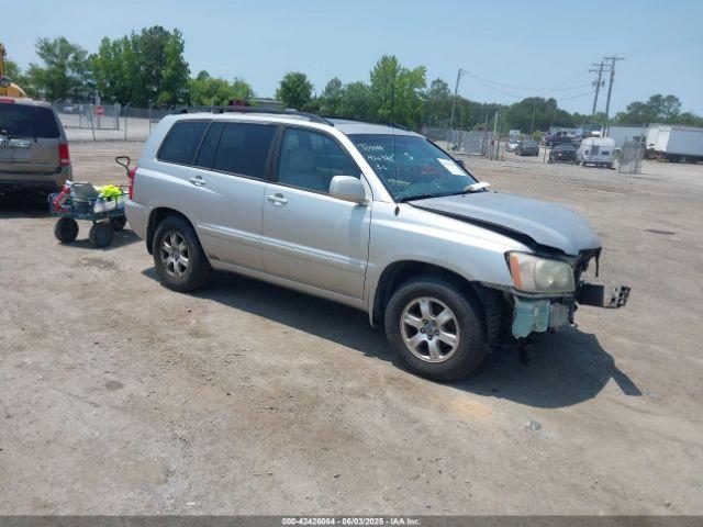  Salvage Toyota Highlander