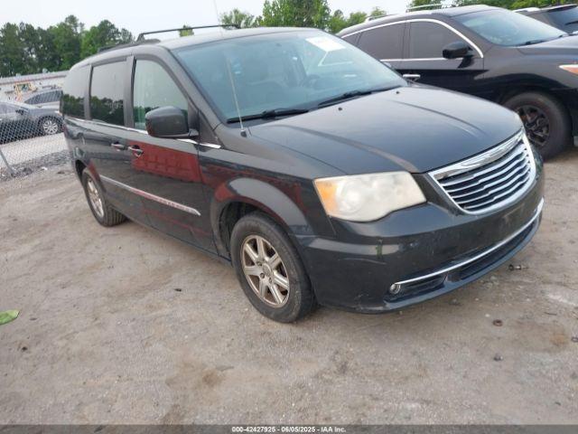  Salvage Chrysler Town & Country