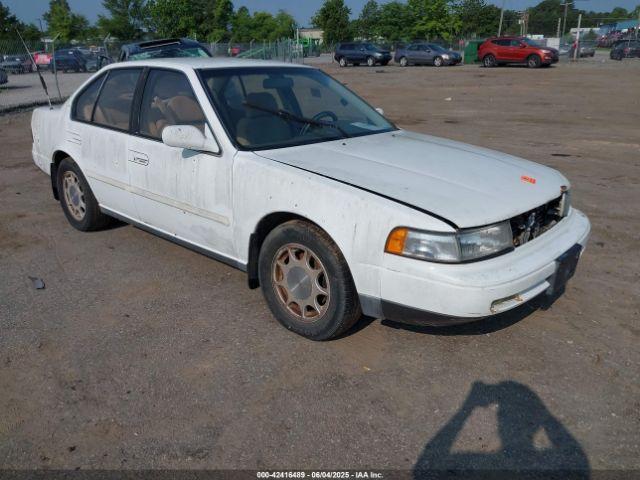  Salvage Nissan Maxima