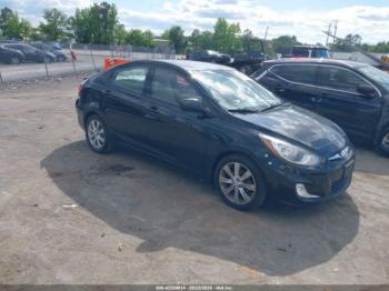  Salvage Hyundai ACCENT