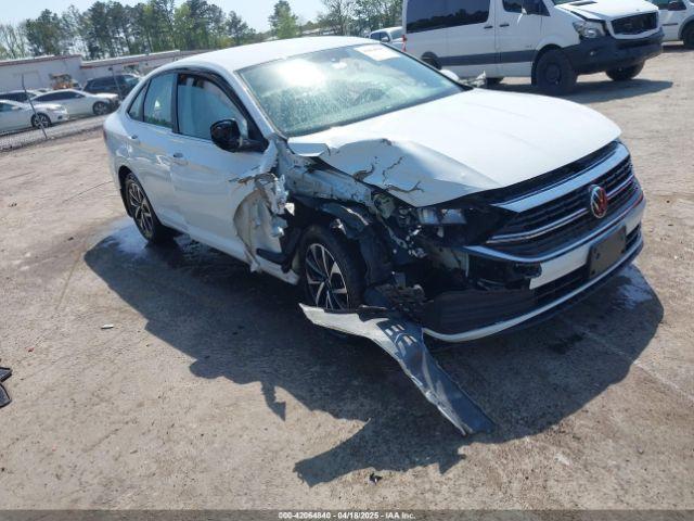  Salvage Volkswagen Jetta