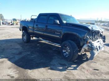  Salvage Chevrolet Silverado 2500