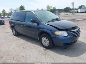  Salvage Chrysler Town & Country