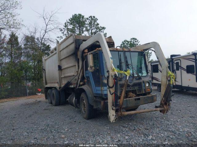  Salvage Mack 600