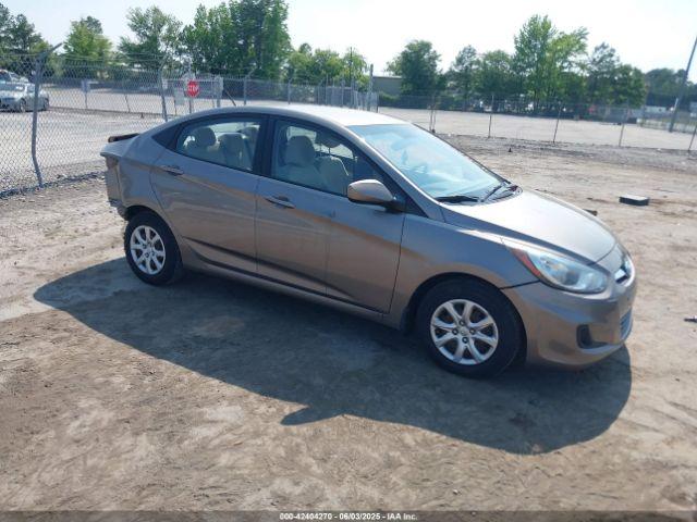  Salvage Hyundai ACCENT