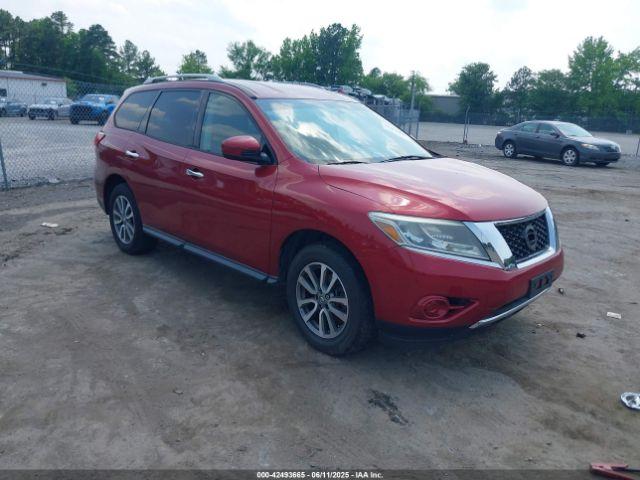  Salvage Nissan Pathfinder