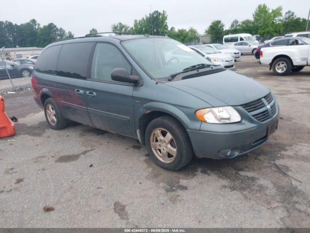  Salvage Dodge Grand Caravan
