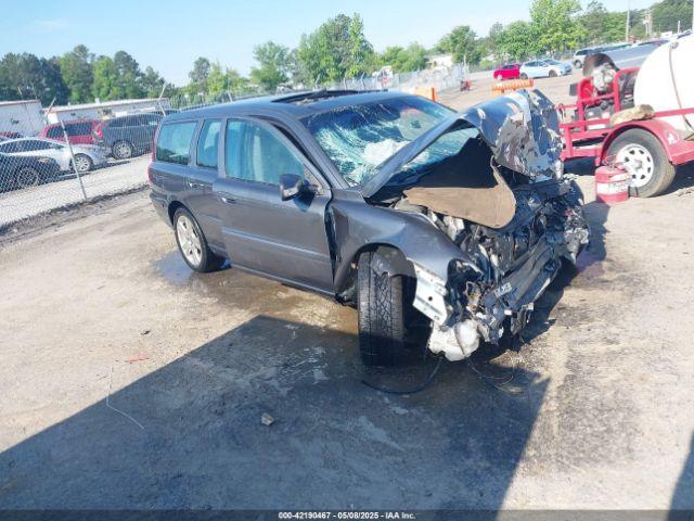  Salvage Volvo V70