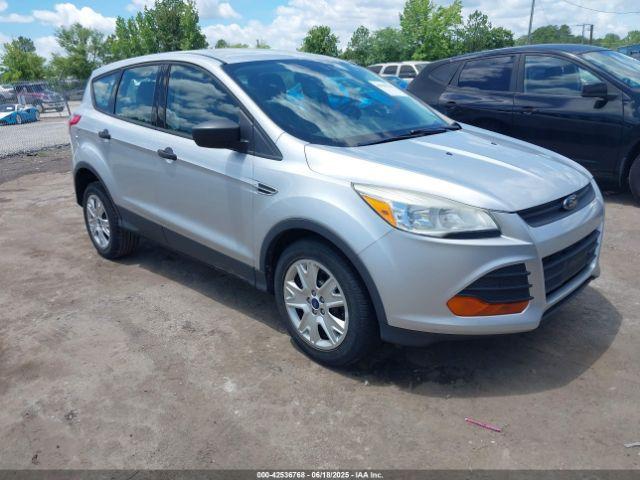  Salvage Ford Escape