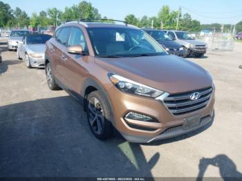  Salvage Hyundai TUCSON
