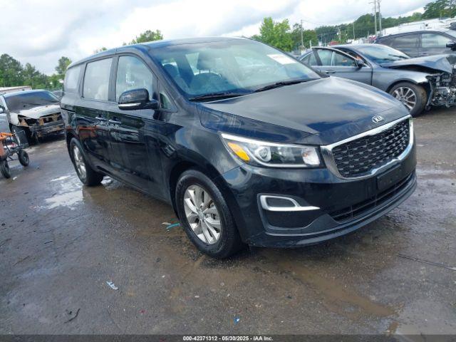  Salvage Kia Sedona