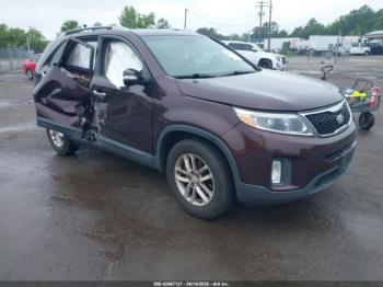  Salvage Kia Sorento