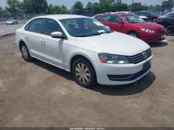  Salvage Volkswagen Passat