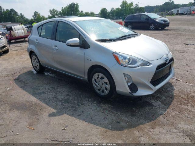  Salvage Toyota Prius c
