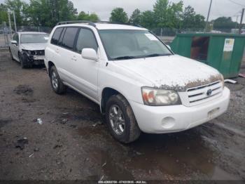  Salvage Toyota Highlander
