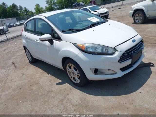  Salvage Ford Fiesta