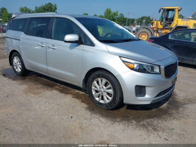  Salvage Kia Sedona