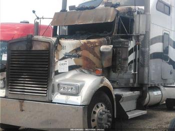  Salvage Kenworth W900