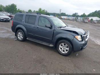  Salvage Nissan Pathfinder