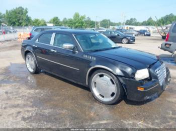 Salvage Chrysler 300