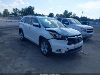  Salvage Toyota Highlander