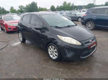  Salvage Ford Fiesta
