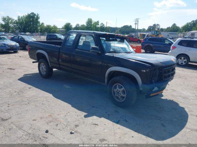  Salvage Dodge Dakota