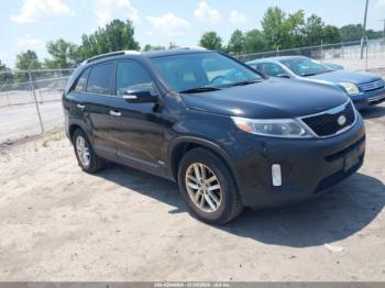  Salvage Kia Sorento