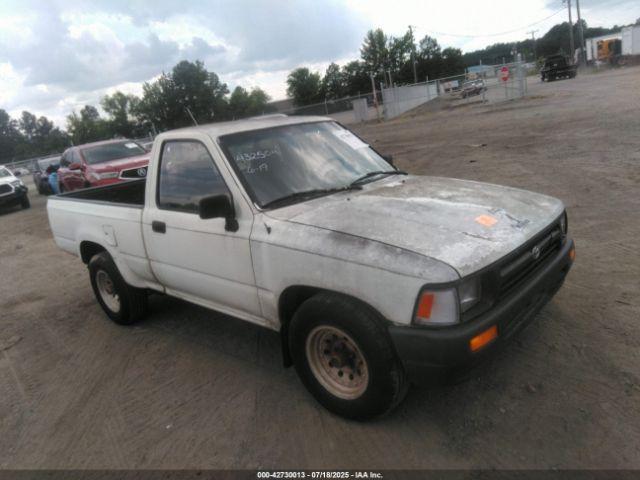  Salvage Toyota Pickup