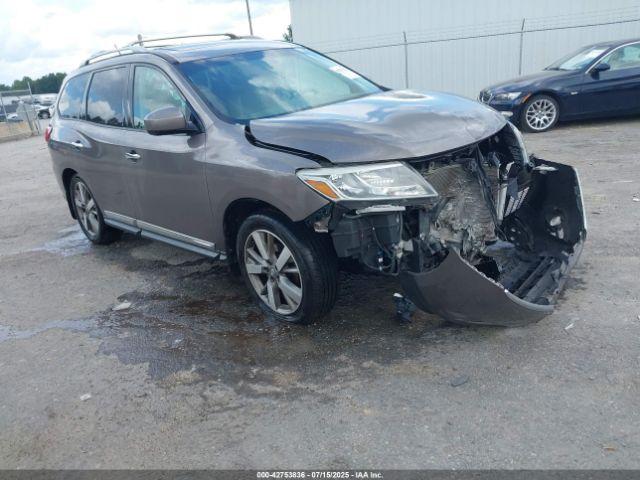  Salvage Nissan Pathfinder