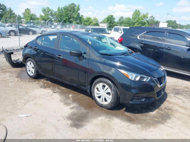  Salvage Nissan Versa