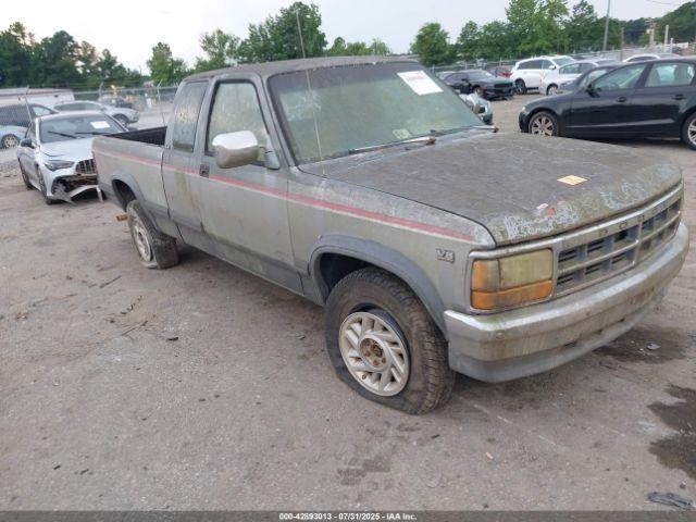  Salvage Dodge Dakota