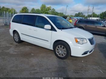  Salvage Chrysler Town & Country