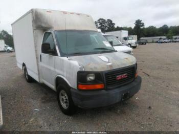  Salvage General Motors Savana Cutaway