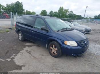  Salvage Dodge Grand Caravan