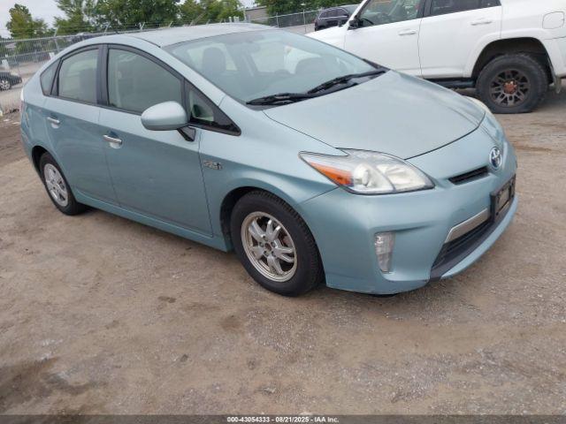  Salvage Toyota Prius