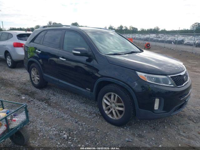  Salvage Kia Sorento