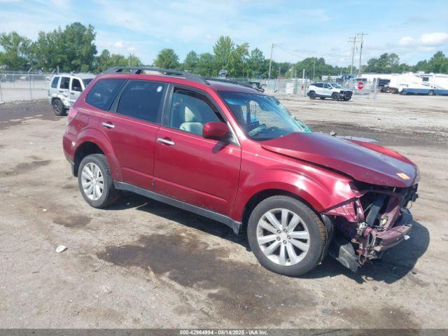  Salvage Subaru Forester