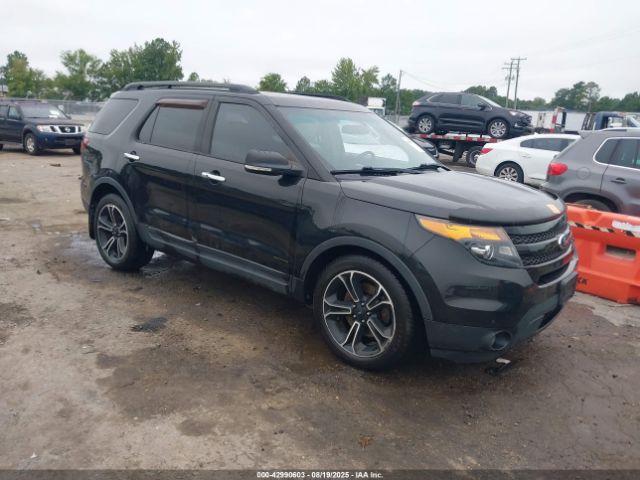  Salvage Ford Explorer
