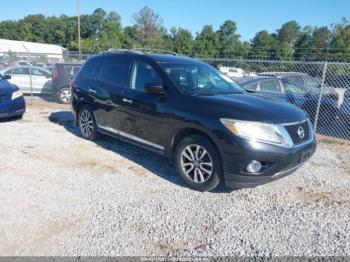  Salvage Nissan Pathfinder