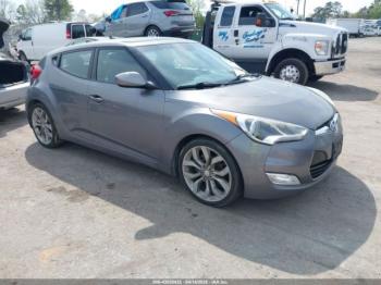  Salvage Hyundai VELOSTER