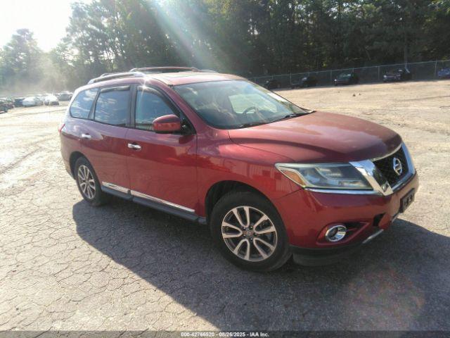  Salvage Nissan Pathfinder