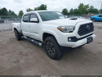  Salvage Toyota Tacoma
