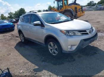  Salvage Toyota RAV4