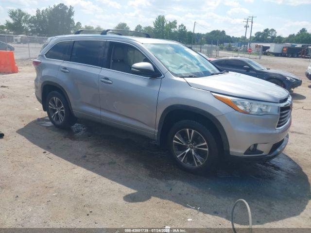  Salvage Toyota Highlander