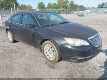  Salvage Chrysler 200