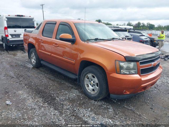  Salvage Chevrolet Avalanche 1500