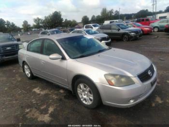  Salvage Nissan Altima
